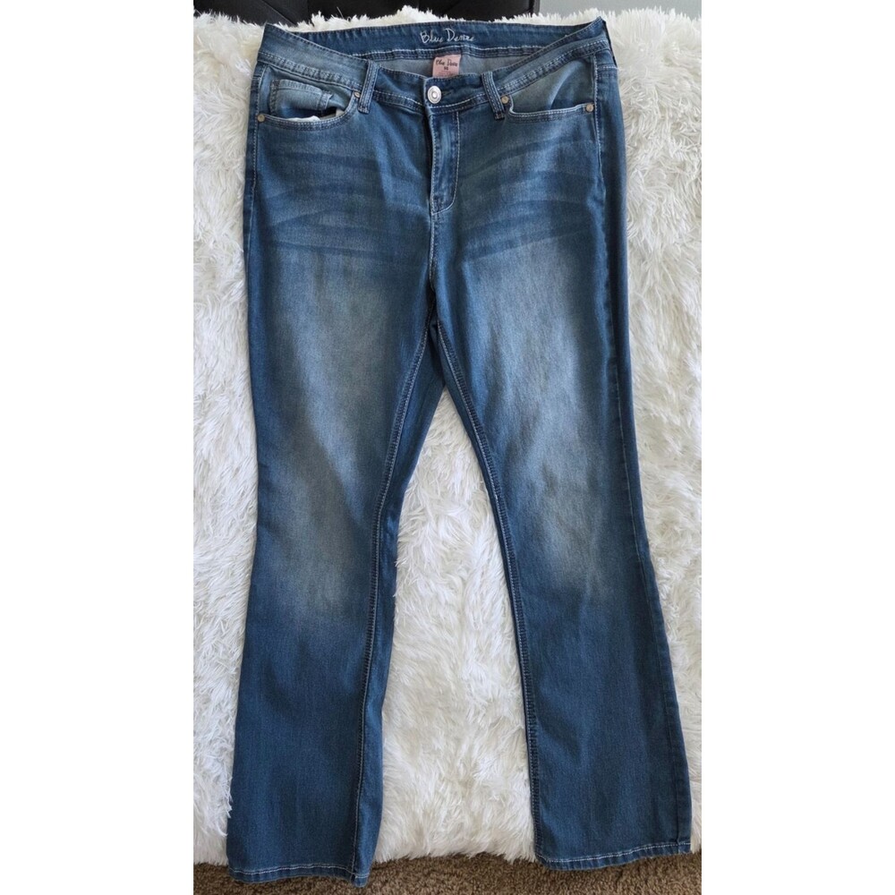 Blue Desire Women’s Bootcut Jeans Size 14 Medium Wash Stretch Denim Bling Pocket